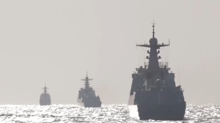 北部戰(zhàn)區(qū)海軍某艦艇訓練中心：聚焦實戰(zhàn)！8艘新型艦艇連續(xù)多天開展海上訓練